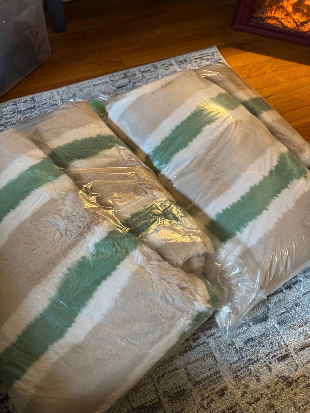 Maeve blanket set (2)